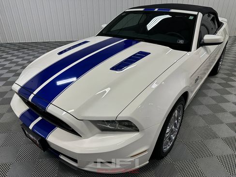 Used 2013 Ford Mustang GT Premium w/ Security Pkg image 6