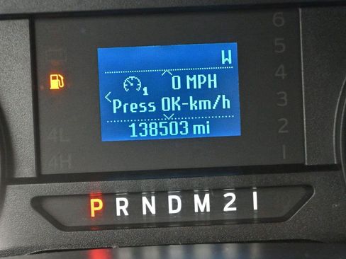 Used 2017 Ford F250 XL w/ Power Equipment Group AWD/4WD image 18