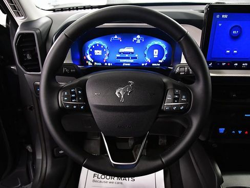 Used 2025 Ford Bronco Sport Heritage w/ Convenience Package image 18