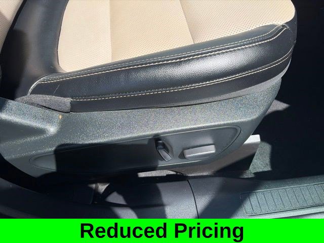 Used 2022 Ford Escape Titanium w/ Titanium Elite Package AWD/4WD image 46
