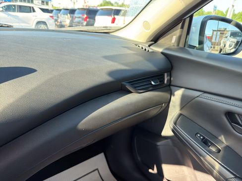 Used 2024 Nissan Sentra S FWD image 22