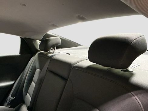 Used 2018 Chevrolet Malibu LT image 24