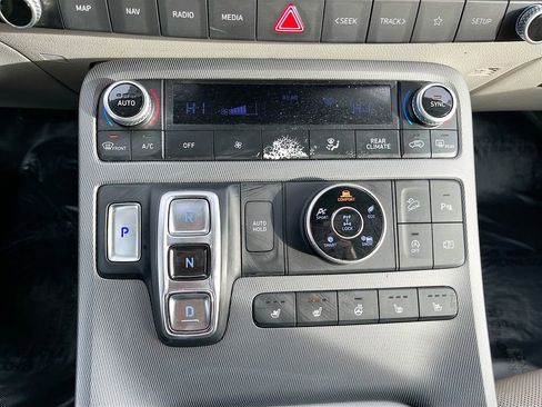 Used 2023 Hyundai Palisade Limited w/ Cargo Package AWD/4WD image 16