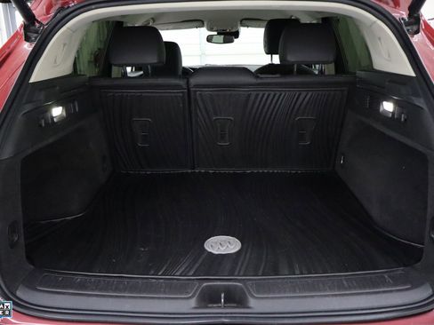 Used 2023 Buick Envision Essence image 25