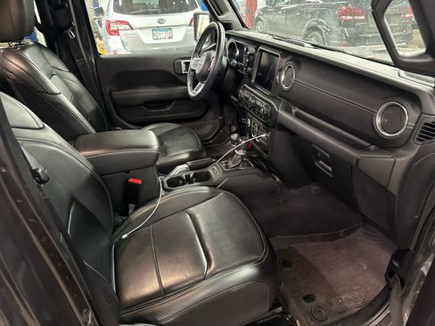 Used 2021 Jeep Wrangler Unlimited Sahara w/ Cold Weather Group image 11