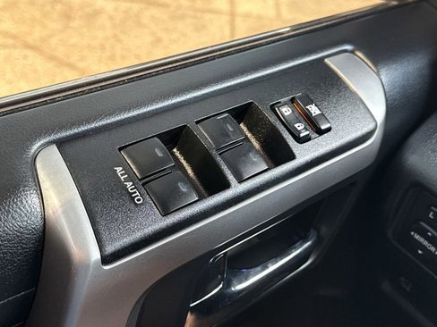 Used 2023 Toyota 4Runner Limited image 19
