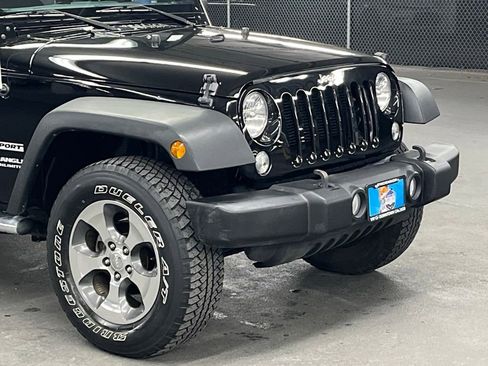 Used 2017 Jeep Wrangler Unlimited Sport w/ Quick Order Package 24S image 32