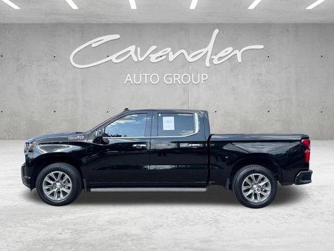 Used 2020 Chevrolet Silverado 1500 High Country w/ Technology Package AWD/4WD image 16