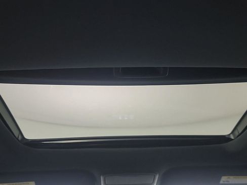 Certified 2023 Honda Odyssey Sport image 24