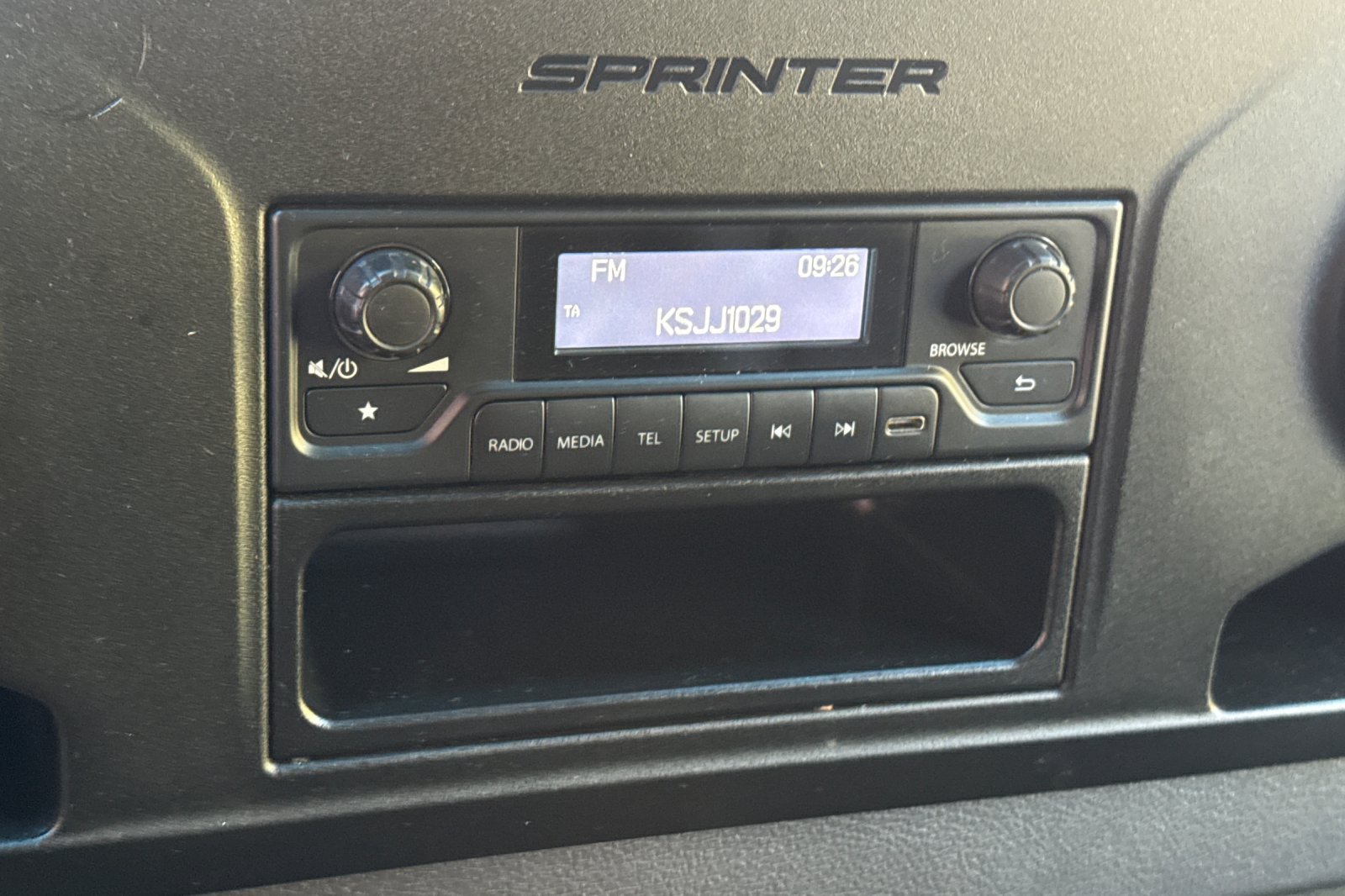 Used 2025 Mercedes-Benz Sprinter 2500 image 25