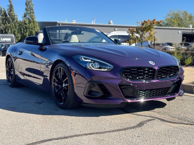 Certified 2023 BMW Z4 M40i w/ Premium Package RWD image 1