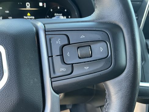 Used 2022 GMC Yukon SLT w/ SLT Luxury Package AWD/4WD image 17