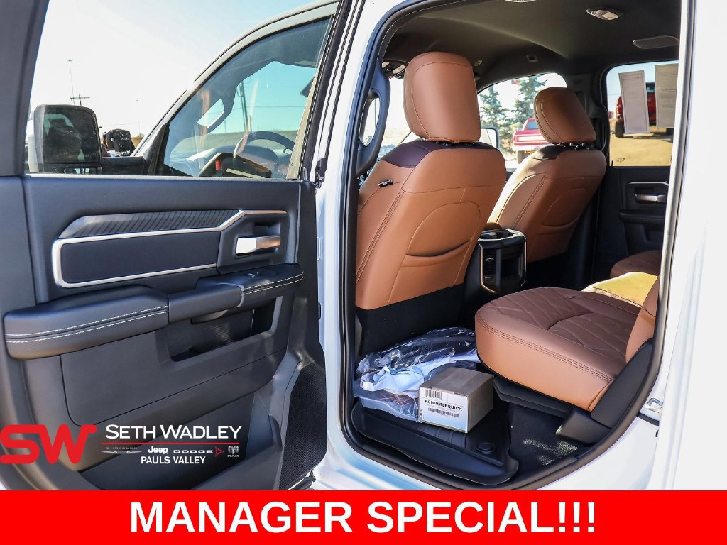 New 2025 RAM 2500 Big Horn AWD/4WD image 37