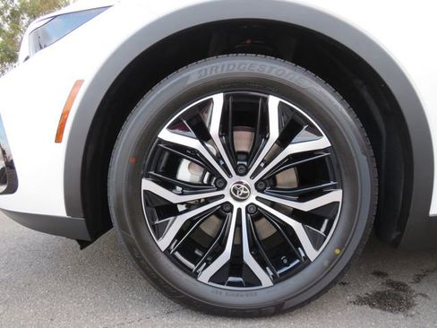 New 2026 Toyota Crown Limited image 6