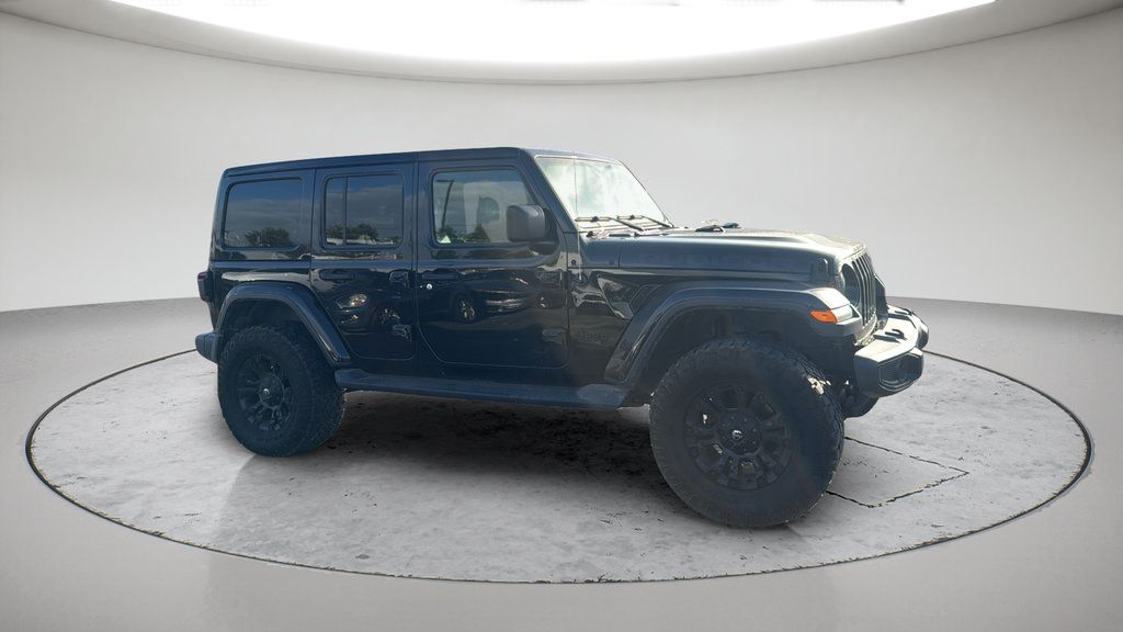 Used 2020 Jeep Wrangler Unlimited Sahara AWD/4WD image 3