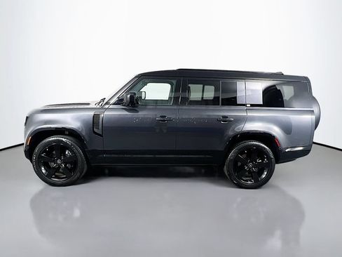Used 2025 Land Rover Defender 130 X-Dynamic SE AWD/4WD image 8