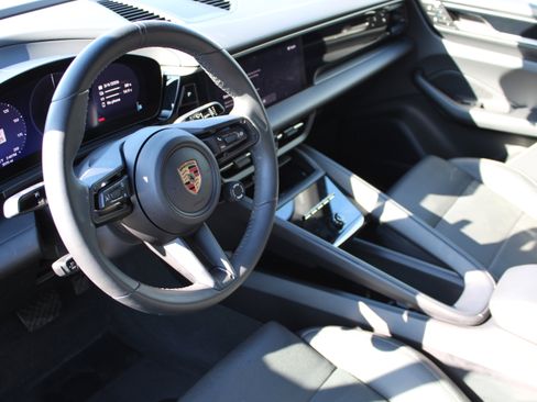 Used 2024 Porsche Macan 4 Electric image 21