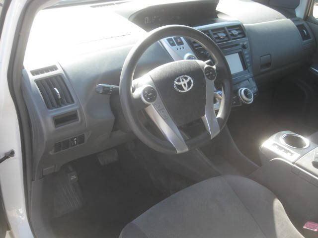 Used 2012 Toyota Prius V Three FWD image 18