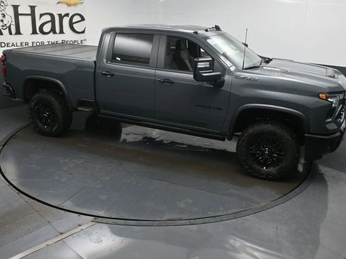 New 2026 Chevrolet Silverado 2500 ZR2 w/ LPO, Dark Essentials Package image 26