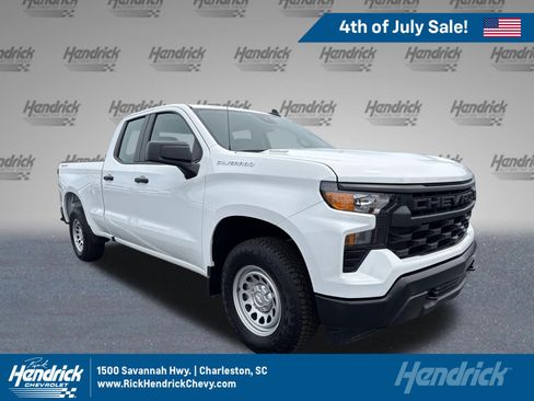 Used 2026 Chevrolet Silverado 1500 W/T w/ Trailering Package AWD/4WD image 1