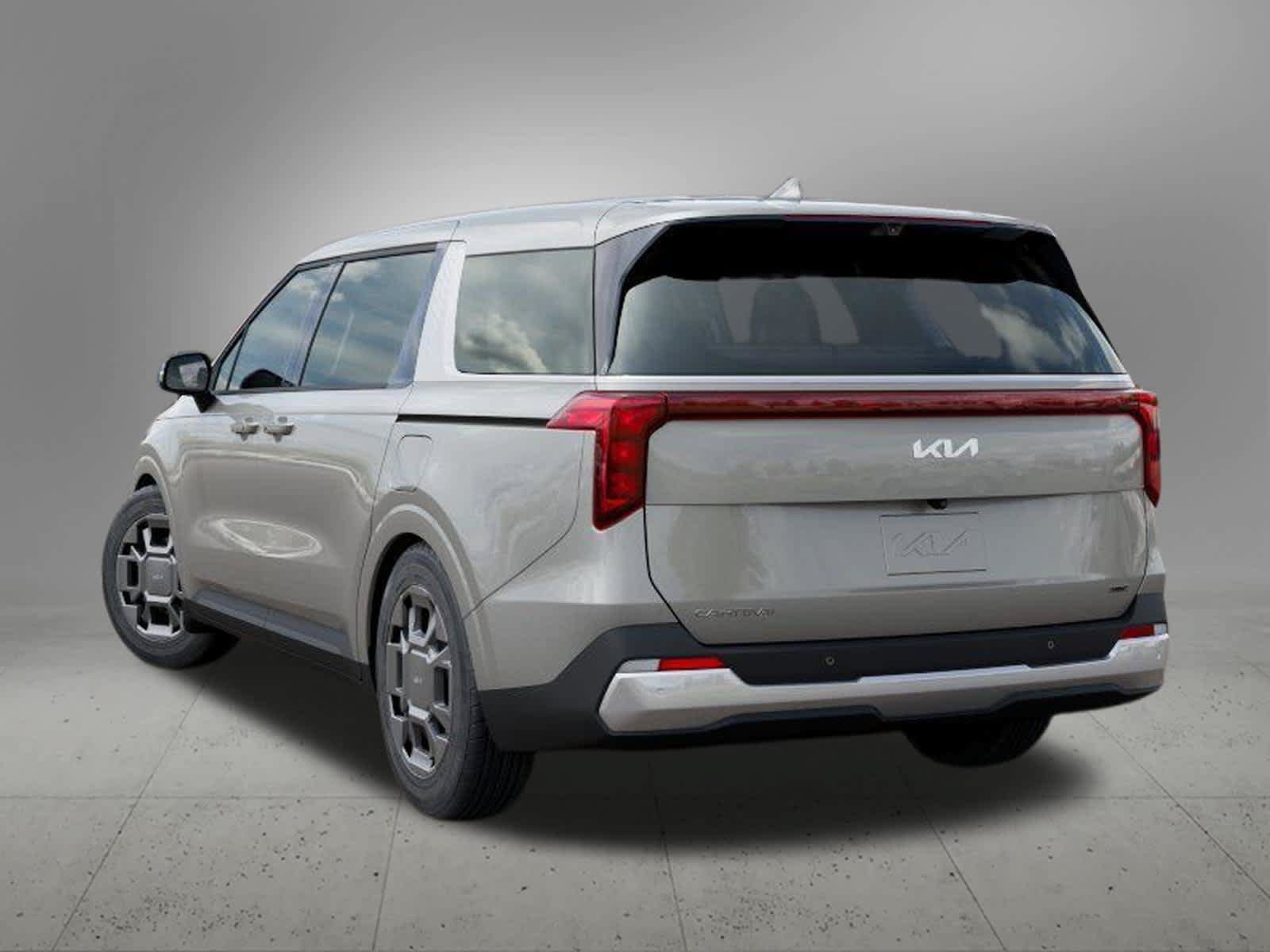 New 2026 Kia Carnival EX FWD image 4