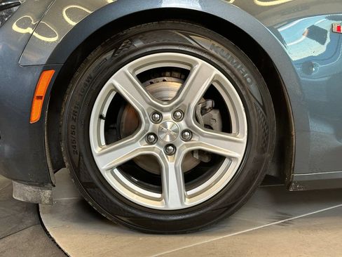 Used 2022 Chevrolet Camaro LT RWD image 23