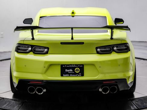 Used 2021 Chevrolet Camaro ZL1 image 11