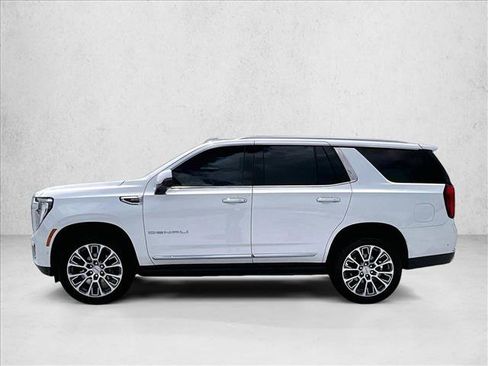 Used 2025 GMC Yukon Denali w/ Denali Reserve Package RWD image 6