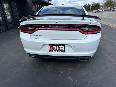 Used 2021 Dodge Charger SXT image 6