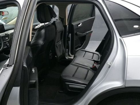 Used 2020 Ford Escape SEL image 13