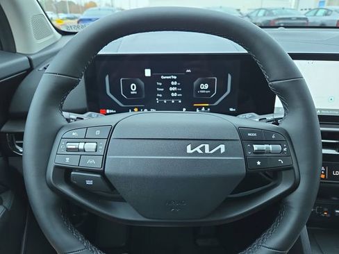 New 2026 Kia Sportage SX image 17