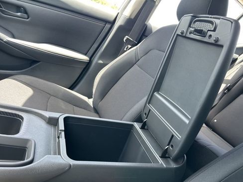 New 2025 Nissan Sentra S image 31