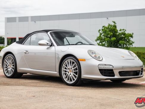 Used 2009 Porsche 911 Carrera RWD image 12