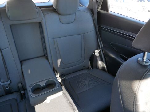 Used 2023 Hyundai Tucson SE image 14