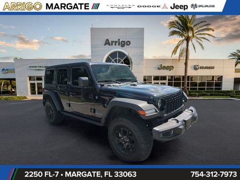Used 2025 Jeep Wrangler Unlimited Sport S 4xe AWD/4WD image 2