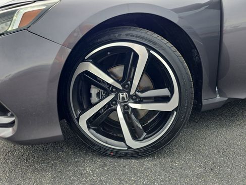 Used 2019 Honda Accord Sport image 29