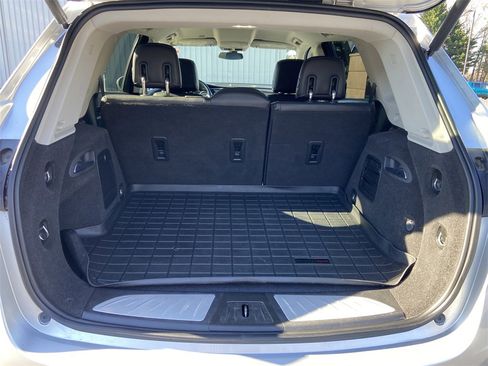 Used 2019 Buick Envision Essence image 9