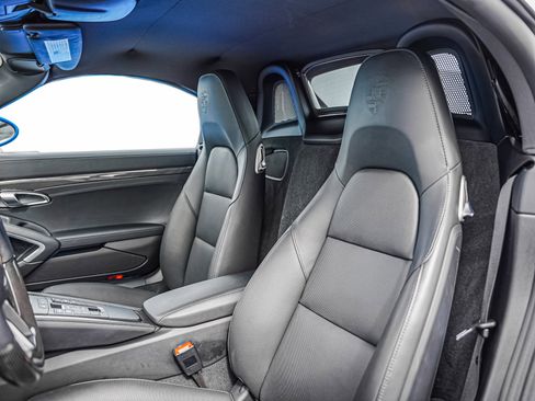 Used 2025 Porsche 718 Boxster image 5