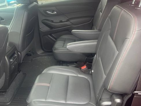 Used 2023 Chevrolet Traverse RS AWD/4WD image 7