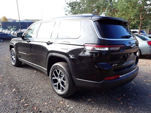 New 2025 Jeep Grand Cherokee L Limited w/ Luxury Tech Group II image 3