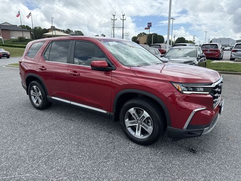 Used 2024 Honda Pilot EX-L image 7