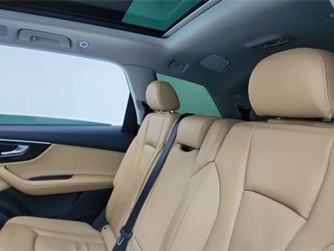 Used 2023 Audi Q7 2.0T Premium Plus w/ Premium Plus Package image 33