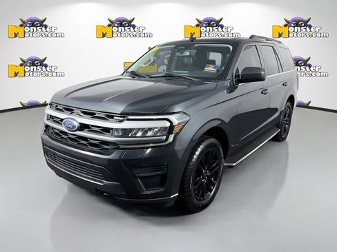 Used 2022 Ford Expedition XLT AWD/4WD image 1