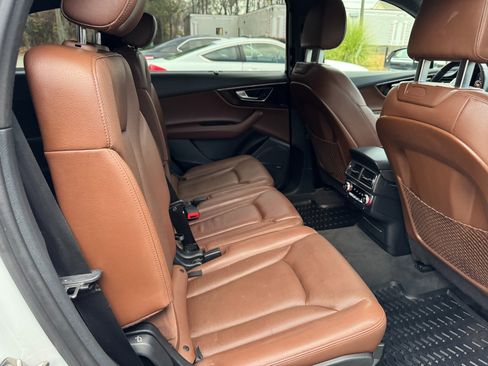 Used 2017 Audi Q7 3.0T Prestige image 33