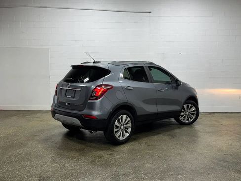 Used 2019 Buick Encore Preferred FWD image 3