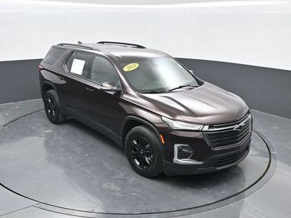Used 2023 Chevrolet Traverse LT