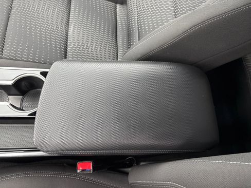 Used 2025 Chevrolet Equinox LT image 26