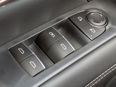 New 2026 GMC Terrain Denali w/ LPO, Black Badging Package AWD/4WD image 24