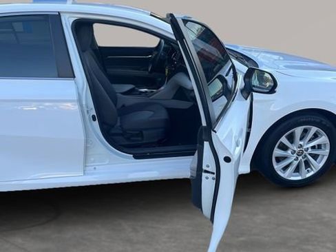 Used 2022 Toyota Camry LE image 36