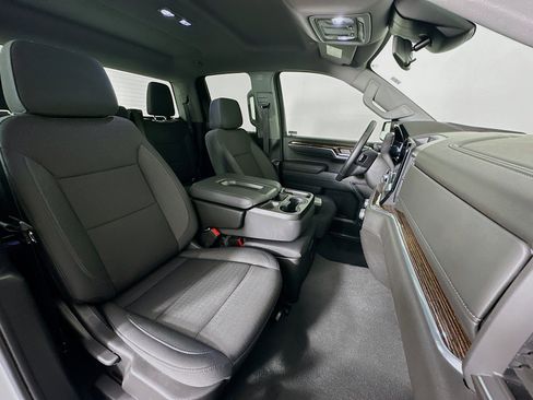 Used 2024 GMC Sierra 1500 Elevation image 30